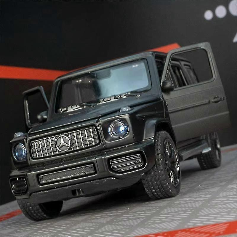 1:32 Scale Diecast Metal SUV Model with Sound and Light Effects for Kids Collection
