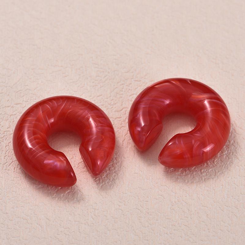 

1 Pair Simple Smooth Circle Round Ear Clip On Earrings For Women C Shape Resin Without Piercing Fake Cartilage Ear Cuff Zircon красный