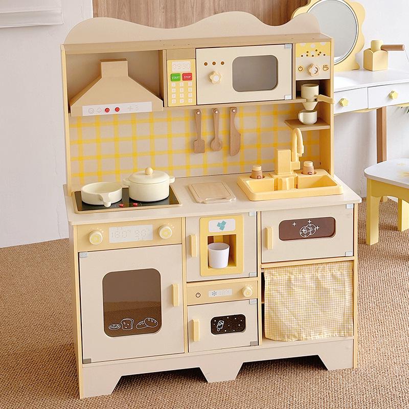 Children's Wooden Kitchen Toy Set with Lights, Sounds, and Water Outlet for Role-Play Cooking