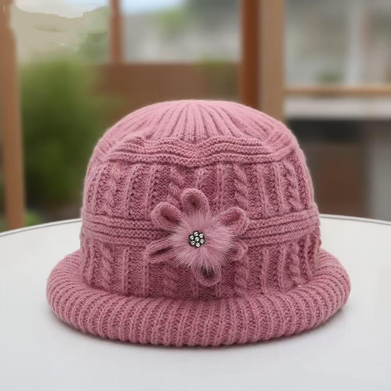 

Thickened Warm Wool Hat for Mom and Grandma - Cozy, Velvet-Lined, Cold-Proof Knitted Hat for Autumn and Winter One Size