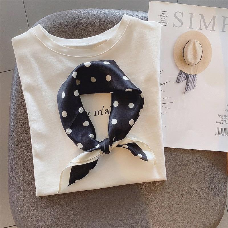 Cute polka dot silk mulberry silk scarf women's versatile small square scarf summer Korean version temperament decorative small scarf headband