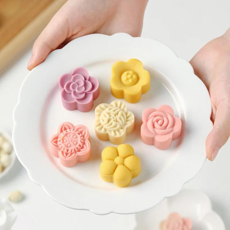 20g Flower Mini Moon Cake Mold Hand-pressed Household 30g Moon Cake Fondant Mold Pastry Baking Accessories 1 Barrel 6 Stamps