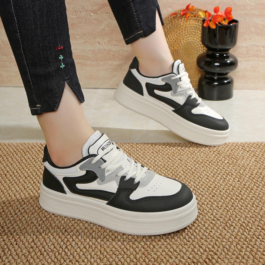 Fashionable New Comfortable Women's Vulcanized Shoes Spring and Autumn Elegant Round Toe Lace Up Breathable Casual Sports Shoes