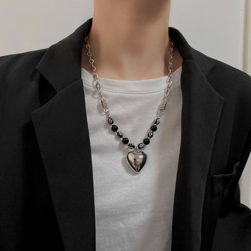 Fashion Sweet Cool Heart Pendant Necklace Choker Neck Chain Elegant Clavicle Chain Handmade Beaded Necklace Y2K Jewelry