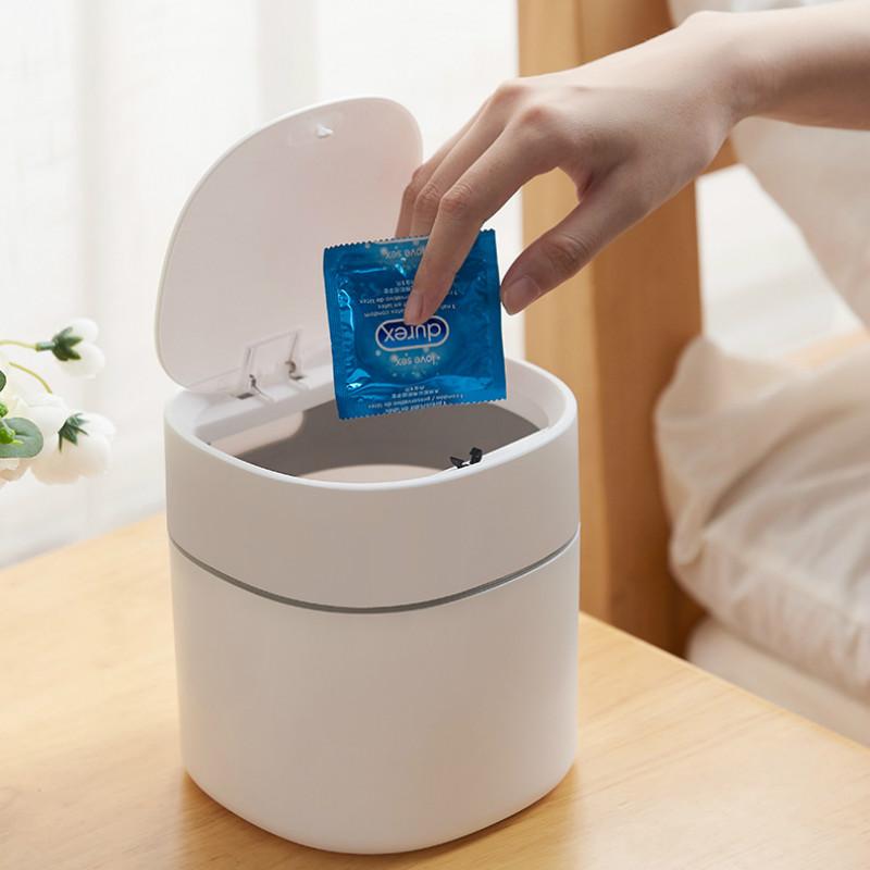 Croselyu Mini Poubelle De Bureau Avec Couvercle – Petit Seau Pour épluchures, Coton, Déchets – Design Blanc - 2