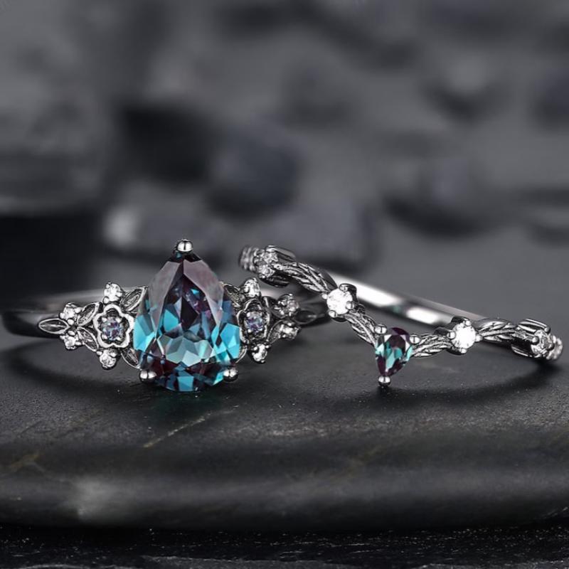 Modieuze blauwe damesring met bloemen, gelaagd met gepersonaliseerde licht luxe high-end ring voor dames