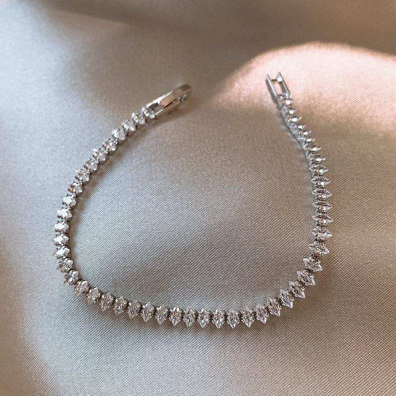 Women Geometric Waterdrop Cubic Zirconia Bracelet Elegant Hand Jewelry