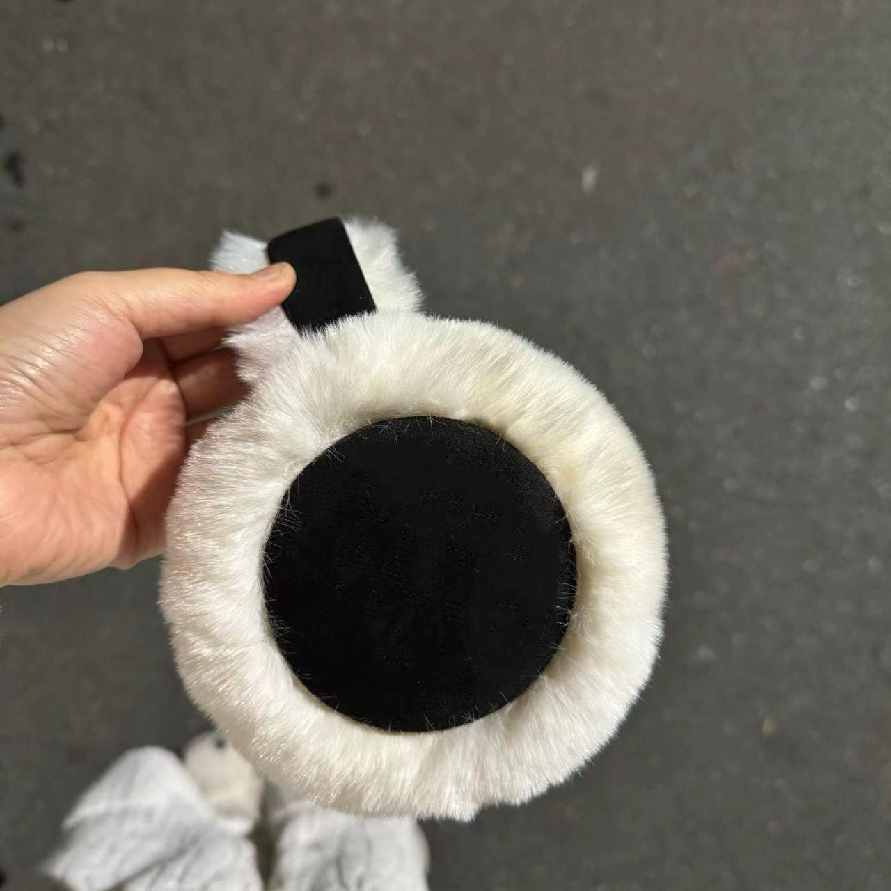 

Универсальные складные зимние наушники: Мягкие, толстые, большие защитные наушники для мужчин и женщин белый/чёрный