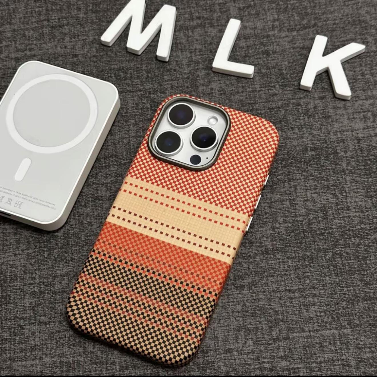 

iPhone 17 Pro Max Sunset Moonrise Kevlar Magnetic Case - Drop-Proof Cover for Apple 16 13 PRO MAX