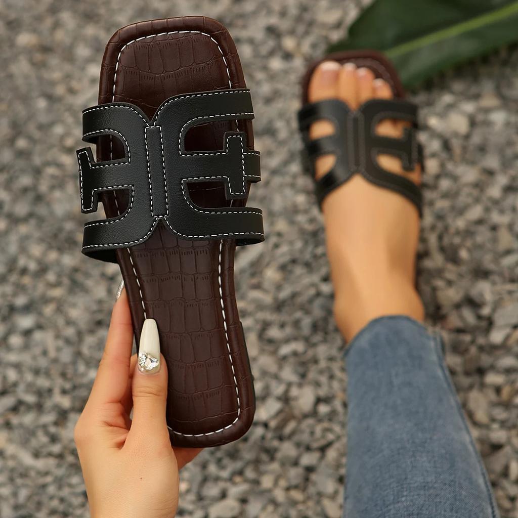 2025 New Women Slippers Flat Non-slip Outdoor Slippers Open Toe Beach Female Sandals Sexy Designer Shoes Slides Woman