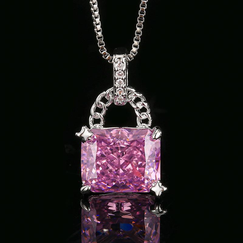 

New Jewelry Accessories Pendant Cross-border High Carbon Necklace Sparkling Ice Flower Cut Women s Style Fashionable Light Luxury Versatile