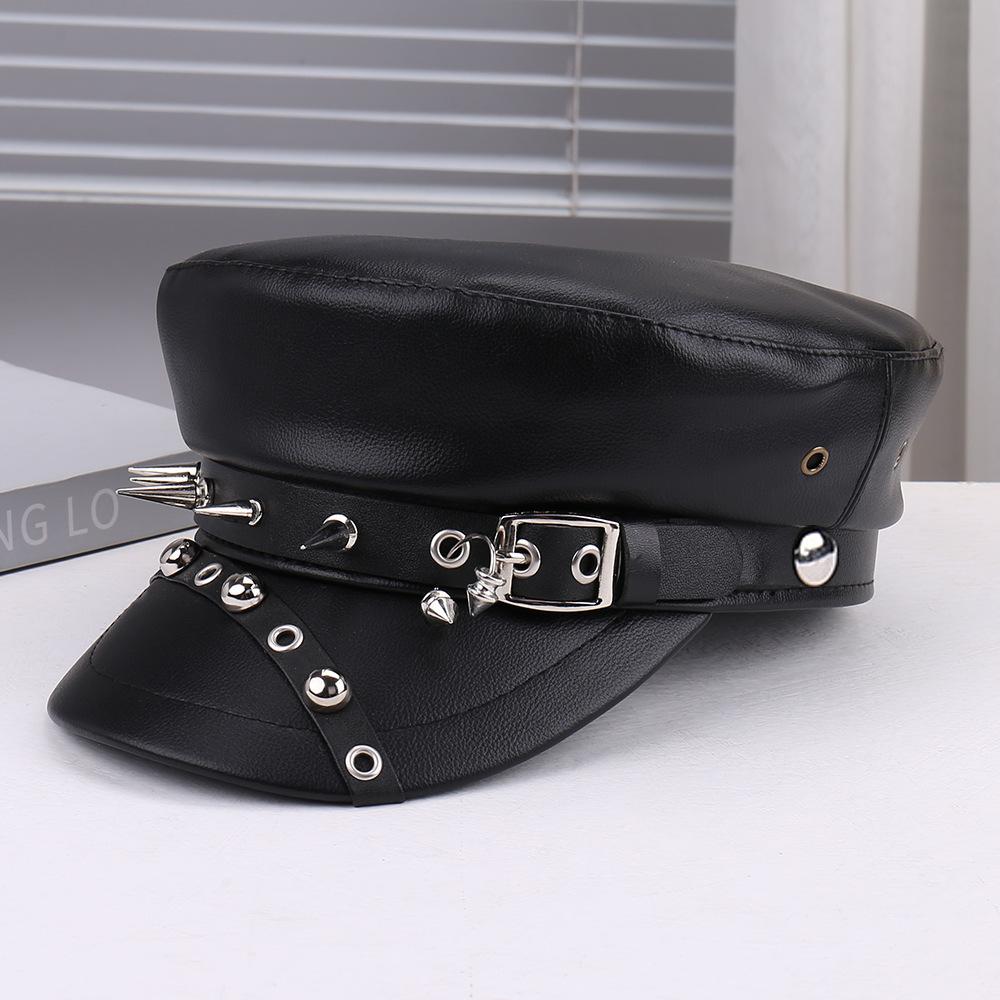 Punk Stil Flache Kappe Herren und Damen Persönlichkeit Leder Lange Nieten Leopardenmuster Silberne Kappe