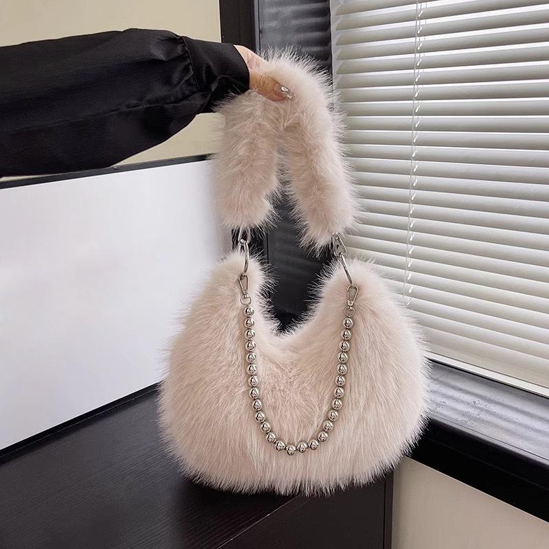 

Yogodlns Сумка через плечо в форме пухлого пельменя конфетного цвета, нишевый дизайн, жемчужная цепочка, подмышечная сумка-кроссбоди, трендовая мини-сумочка Y2K для женщин 33x8x22cm бежевый