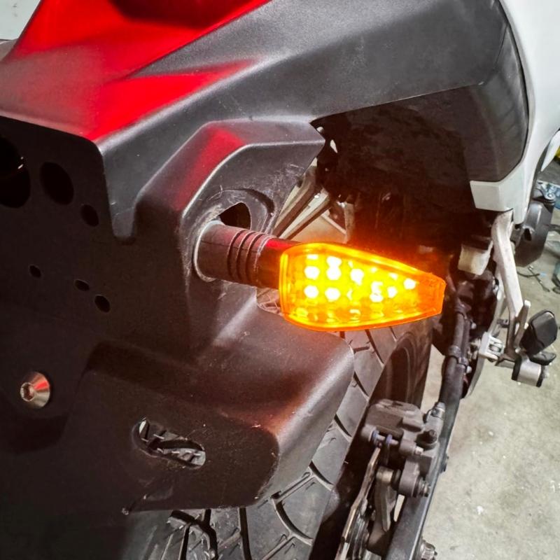 Motorcycle Signal Lamps Improved Visibility Broad 12V 1W Indicator Lights Blinkers Flasher Universal for Most Model