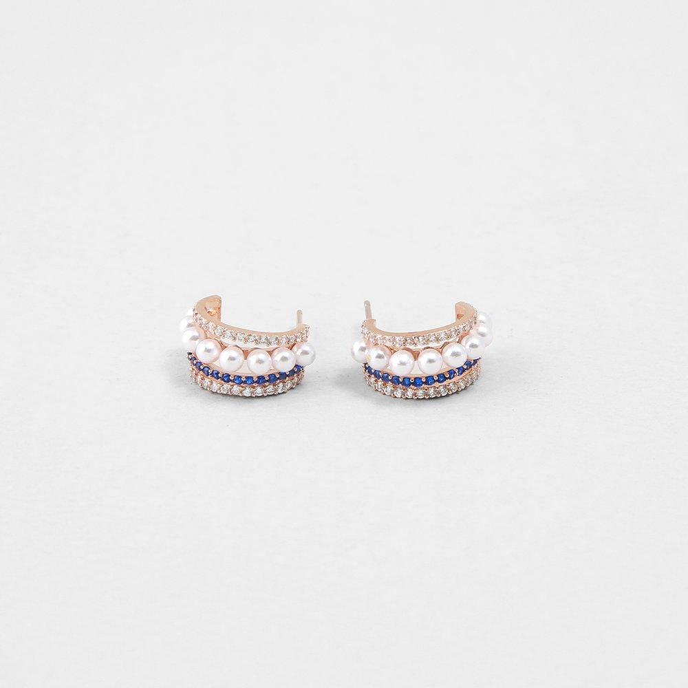 [Judy And Paul] Libero Triple Line Blue Sapphire Hoop Earrings E51514
