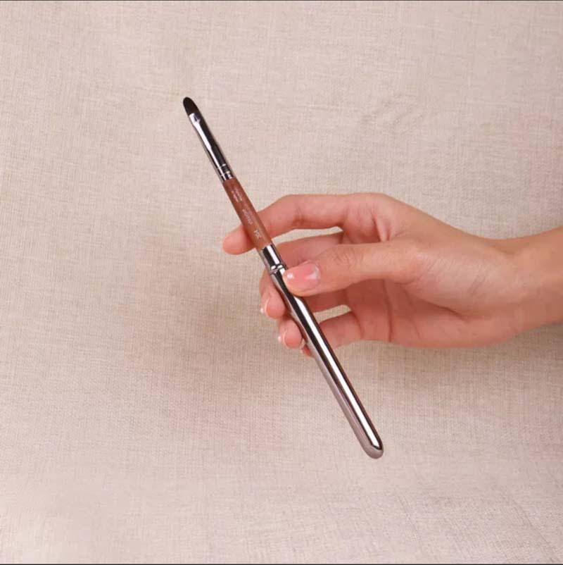 Soft Bristle Professional Makeup Brush Set: Blush, Eyeshadow, Powder & Single Piece Brush.