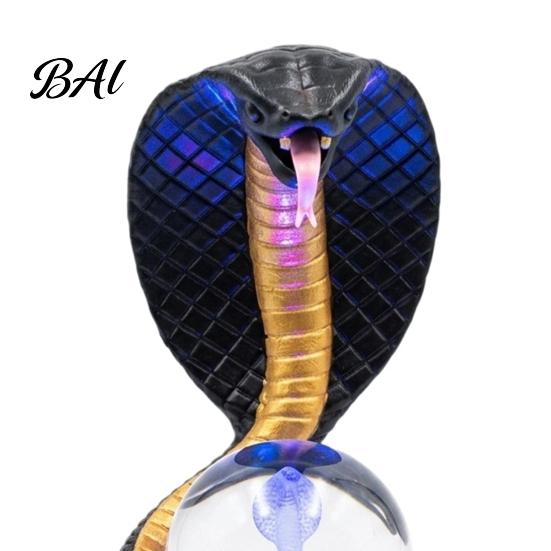 Dekoration für das Jahr der Schlange Formige Schreibtischlampe, Harz LED Tischleuchte mit RGB Farbe Gotisches Desktop-Ornament Wechselnd, Kunstkristallkugel-Lampe für
