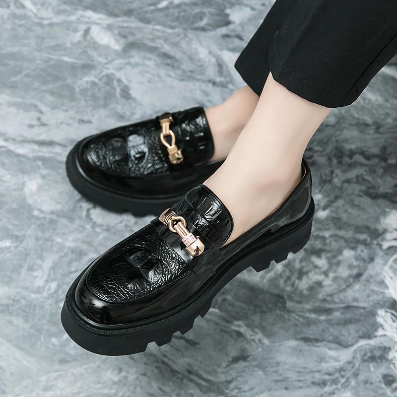 Fashion New Mens Casual Leather Shoes Antiskid Derby Loafer Classic Round Toe Business Dress Shoes Outdoor Luxury Thick Bottom Shoes