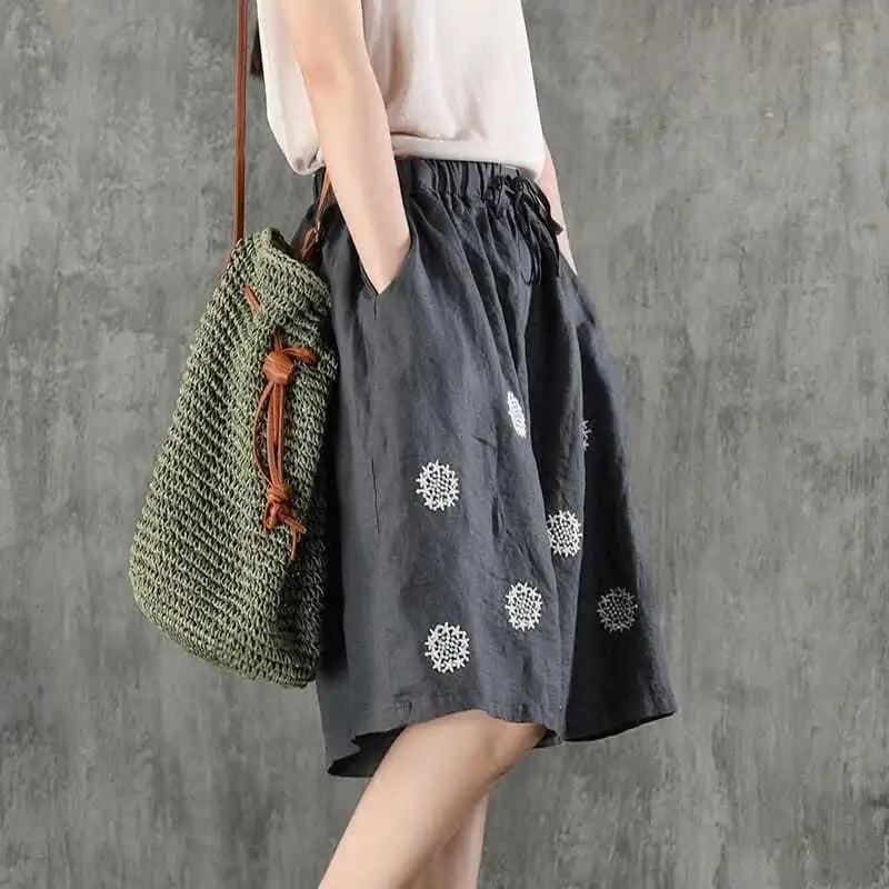 Women's Summer Vintage Literary Embroidery Five Points Trousers Loose and Comfortable Casual Trousers