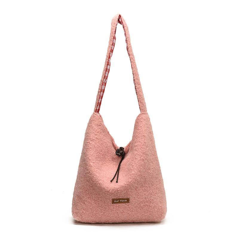 Winter Fashion Plush Bag Women's New Fashion College Style Shoulder Bag Casual Large Capacity Plush Tote Bag