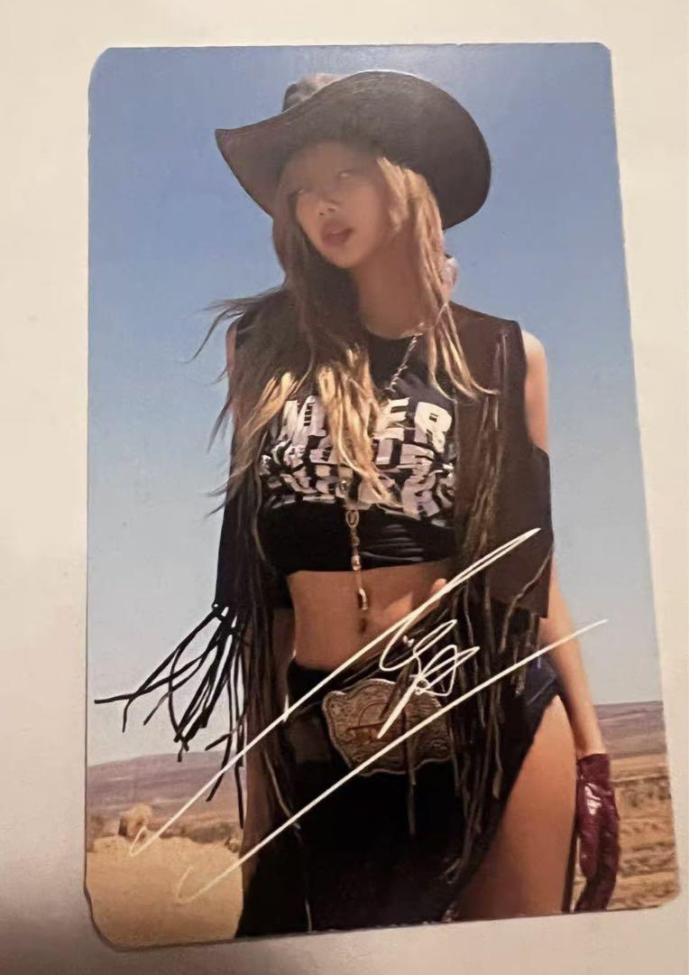 

[USED] Blackpink Lisa Waltz LA Purchase Bonus Limited Edition Trading Card