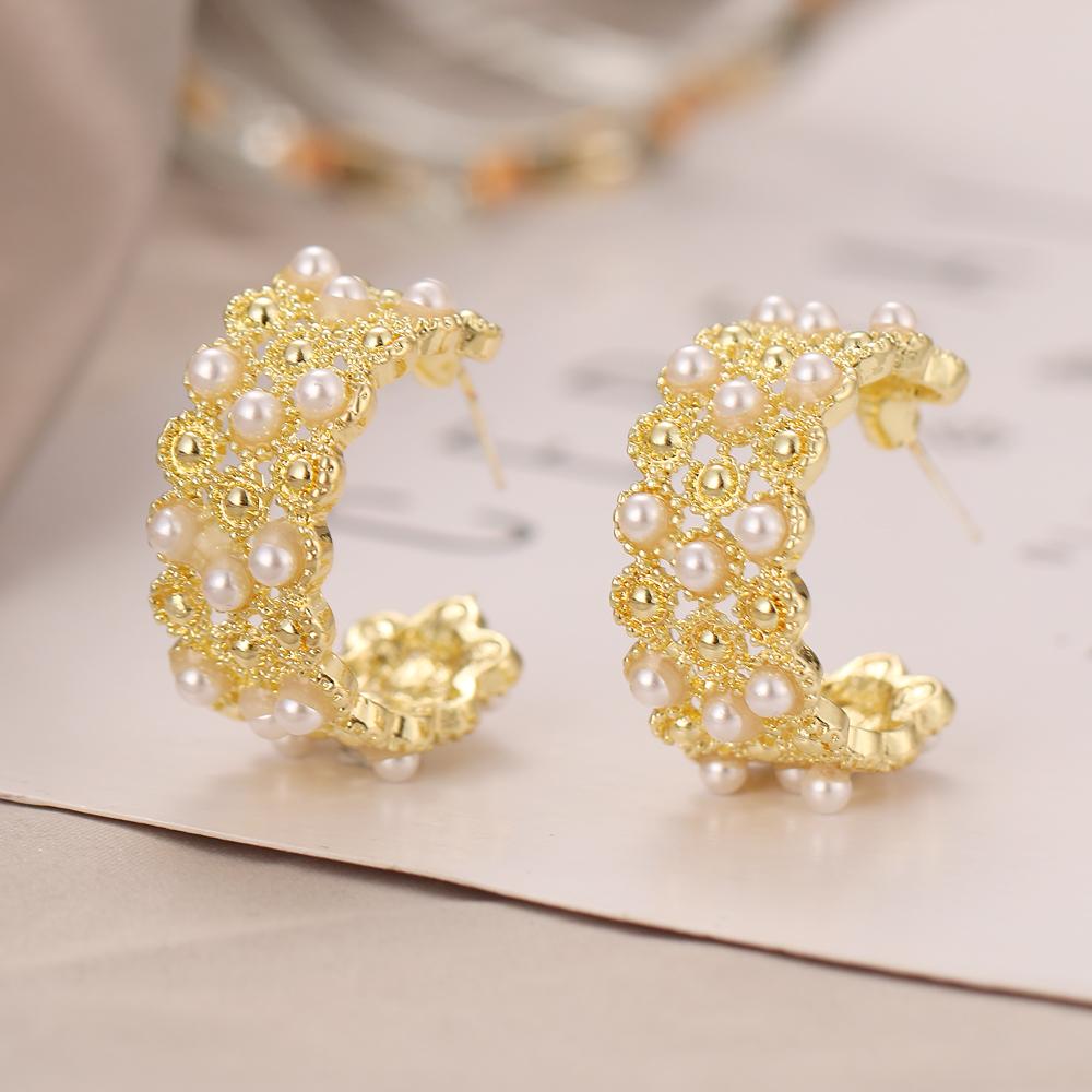 Simple Creative Exaggerated Pineapple Love Heart-shaped Geometric Chain Earrings Women Personality Geometric Girl Earrings