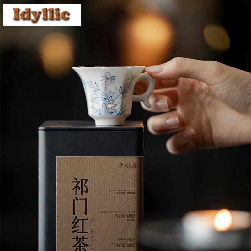 55ml Handbemalte Blau-Weiße Schmetterlingsohr-Teetasse Elegante Teeschale Kännchen Teeprobe Riechbecher Jianzhan Meistertassen Tee