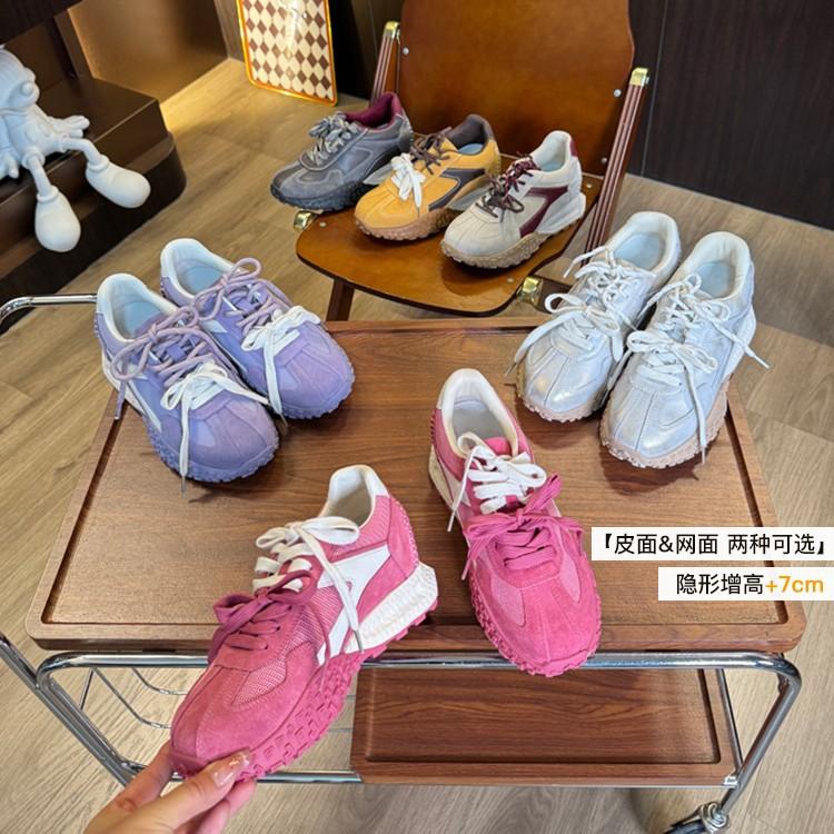 Blue Cabinet, Inner Height-increasing Moral Training Shoes for Women, Small People, Thick-soled and Versatile Forrest Gump Casual Sports Shoes, Autumn