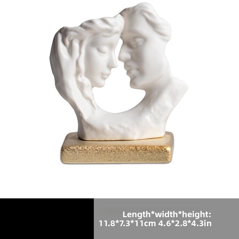 

1pc Couple ceramic ornament kiss ceramic crafts living room bedroom desktop creative ornament crafts