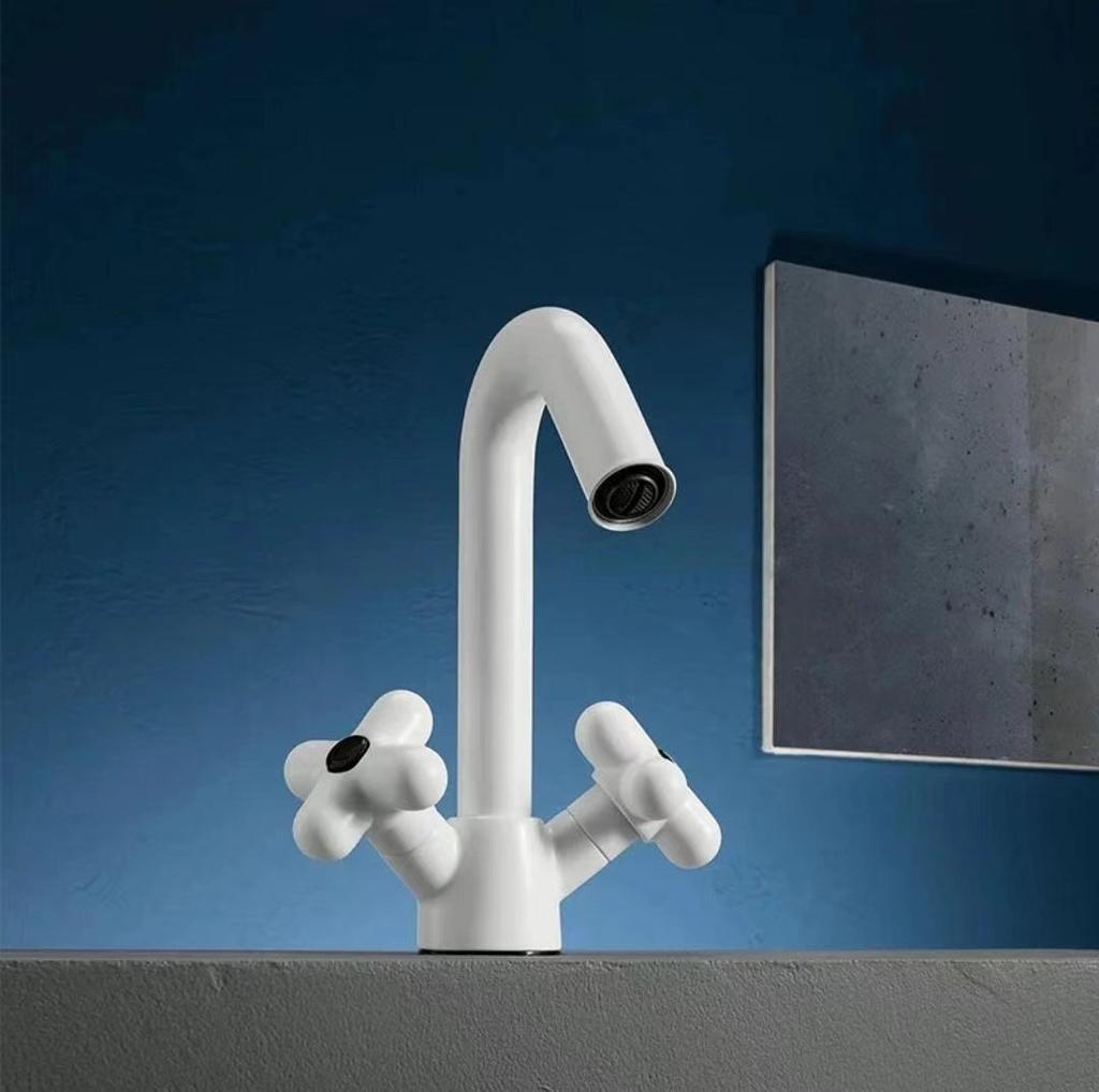 Fashion Lovely Bathroom Basin Faucet 8 inch Widespread Lavatory Mixer Tap Brass Red Green Cross Handle hot and cold Sink Mixer
