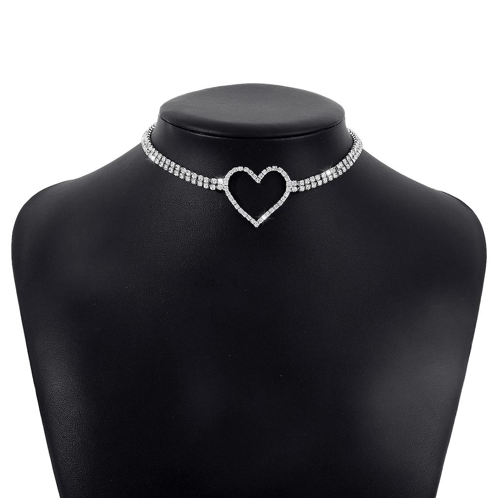 Women European Minimalist Light Luxury Design Clavicle Choker Full Rhinestone Heart Sweet Personality Necklace For Women