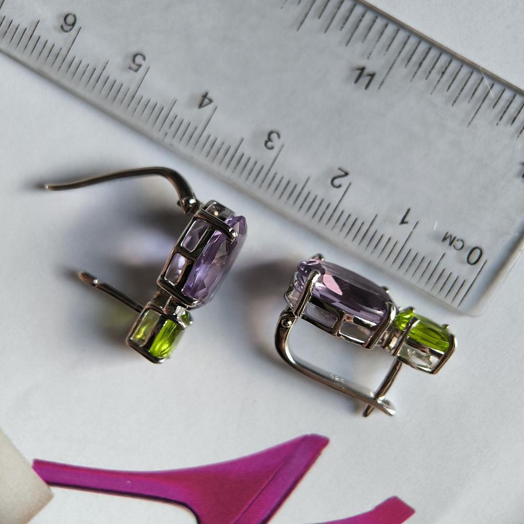 Серебряные серьги с натуральным аметистом, хризолітом (2183280)