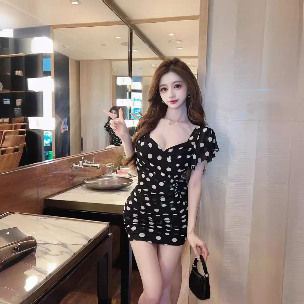 Summer new women s Korean version slim-fitting fashion polka-dot sexy V-neck lotus leaf sleeves light and mature style hip-wrapped dress S чёрный
