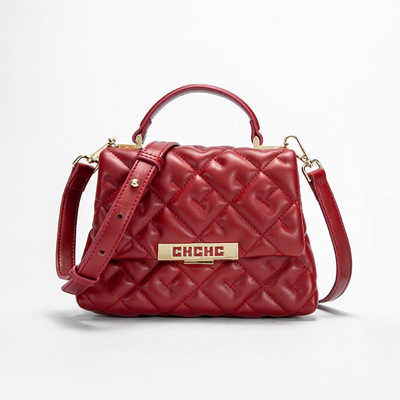 Fashion Classic  New Women's Crossbody Large Capacity Bag PU Material Solid Color Letter Element Women's Shoulder Bag