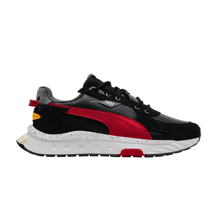 Puma Scuderia Ferrari x Wild Rider Black Rosso Corsa 40