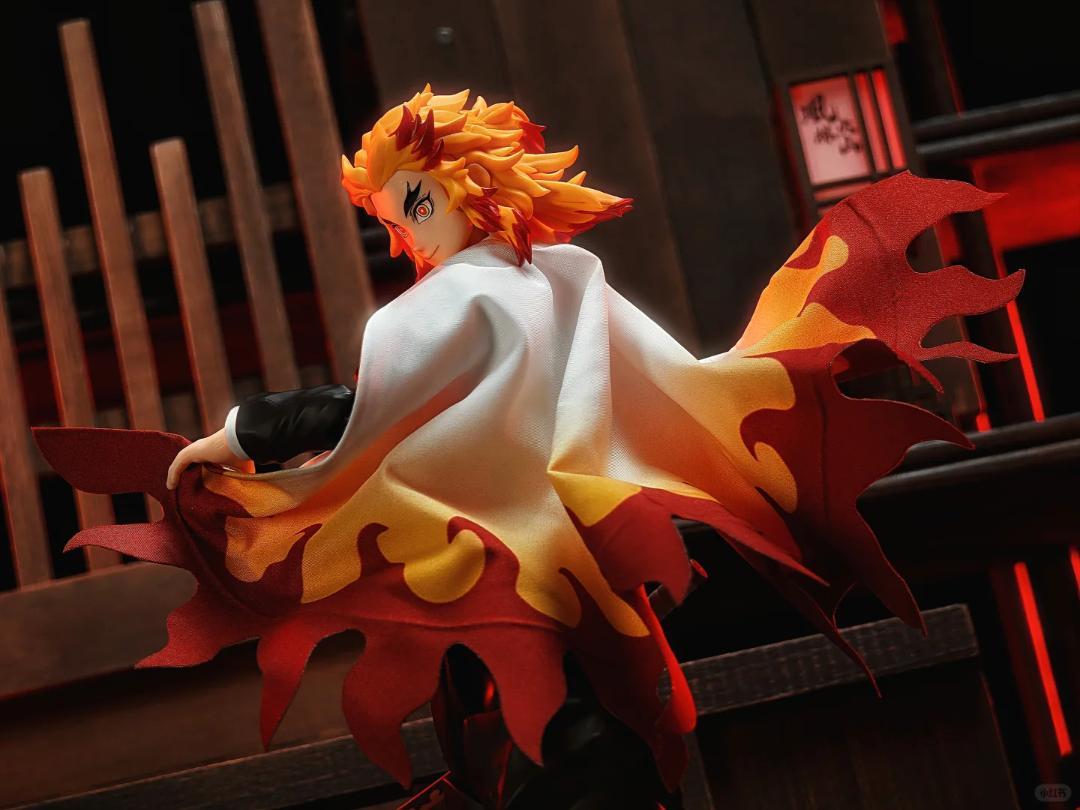 

[Б/У] S.H.Figuarts Ренгоку Кёдзюро Плащ из ткани для Клинок, рассекающий демонов и figma (Никто)