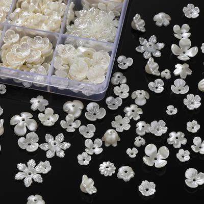 50 Stück ABS Künstliche Perlen Blumenförmige Perlen Abstandshalter Lose Perlen für DIY Armband Halskette Handykette Schmuckherstellung Zubehör