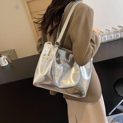 Leisure Commuting Large Capacity Bag for Women  New High-end Shoulder Bag, Fashionable Handheld Tote Bag