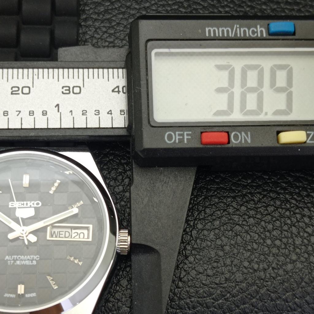 REFURBISHED AUTOMATIC SEIKO 5 MENS WATCH JAPAN MADE BLACK DIAL CUSTOM A440053-2 QV90-a440053