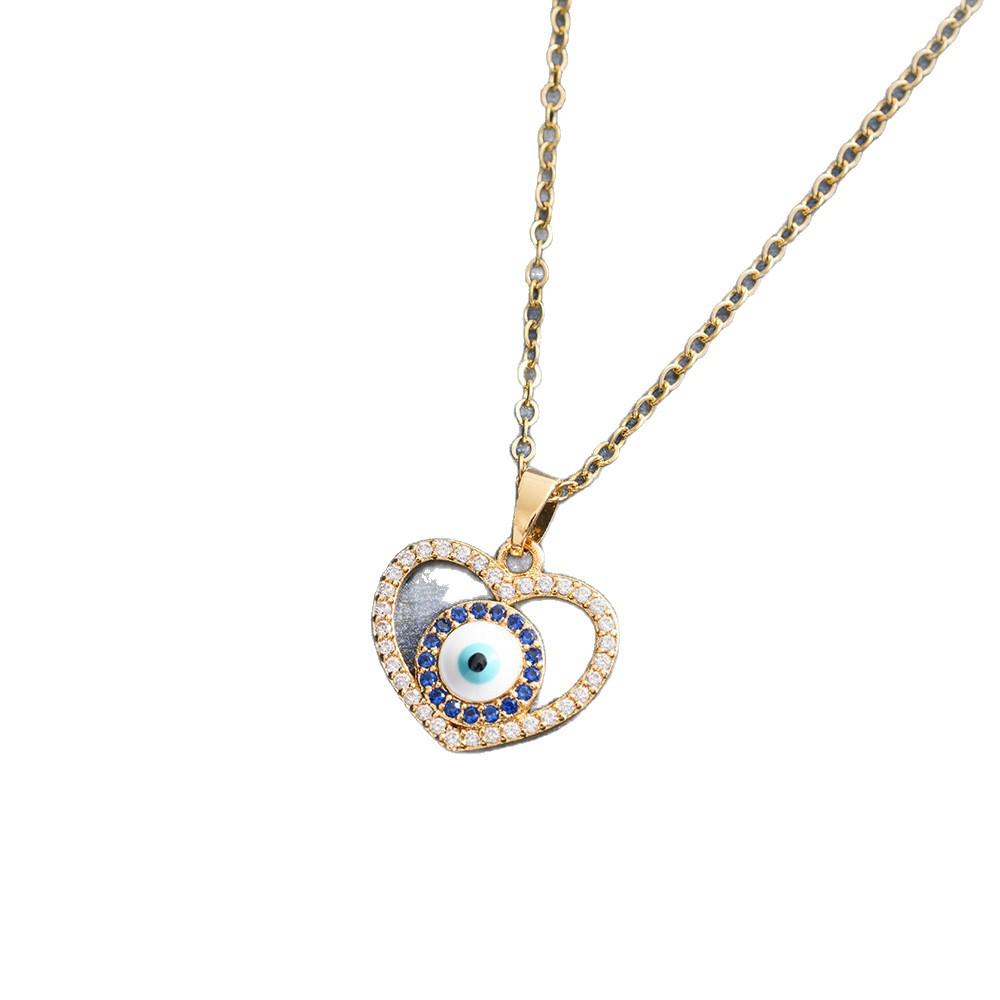 Niche Fashion Titanium Steel Heart Necklace - Lightweight Cross-border Banquet & Wedding Clavicle Chain for Women, Versatile Celebrity-Inspired Design