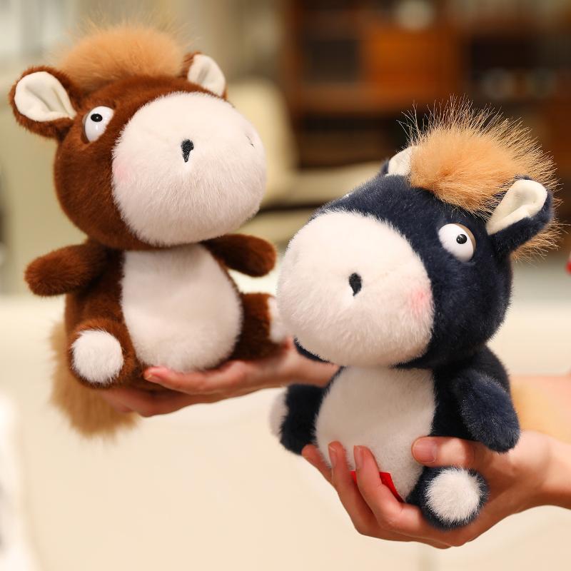 Brinquedo de Pelúcia Cavalo Pequeno de Desenho Animado Fofo Boneca de Animal de Pelúcia Macia Decoração para Casa Mascote Ano Chinês Presentes para Crianças 2026