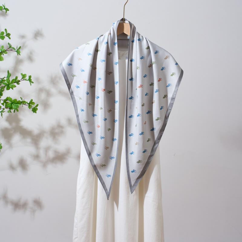 Summer Atmosphere Wearing Belt Waist Seal Twill Silk Simulation Silk Cool Triangle Scarf Cashew Print Women's Silk Scarf