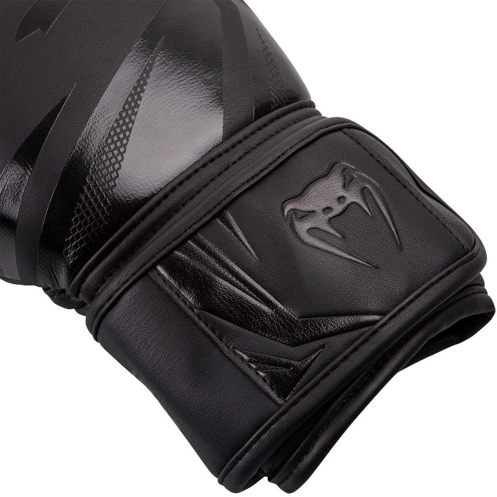VENUM Challenger Boxing Gloves 3.0 (Black/Black, 8oz)