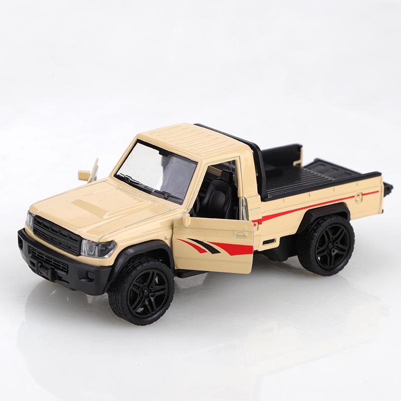 (Bagged) 1/36 Middle East version LC79 off-road pickup truck, die-cast metal, boy's toy, exquisite collectible gift.