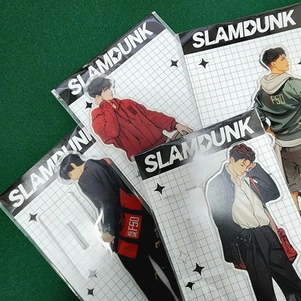 

Slam Dunk Gunam Tae-woong And Tae-seop Sell Unopened Acrylic In Bulk.