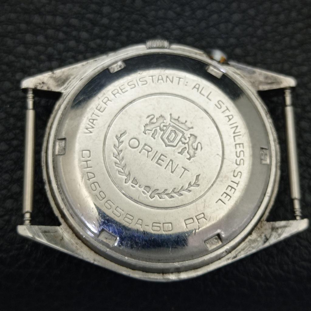 AUTOMATIC 46943 VINTAGE ORIENT CRYSTAL JAPAN MENS ORIGINAL DIAL WATCH A701888-5 R207-a701888