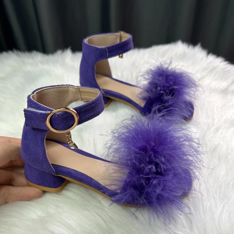 

New Girls Low-heels Sandals Summer Fluffy Kids Princess Catwalk Shoes Open-toe Versatile Children Fashion Wedding Party Sandals 27 фиолетовый