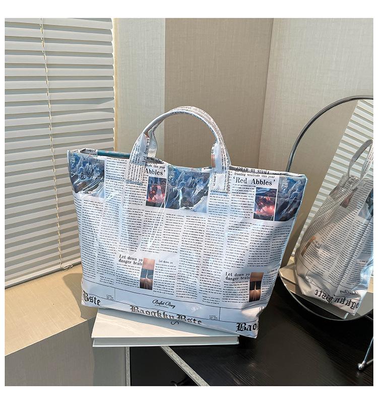 Трендовая сумка-тоут кроссбоди большой вместимости с принтом газеты – Универсальная сумка и наплечная сумка белый