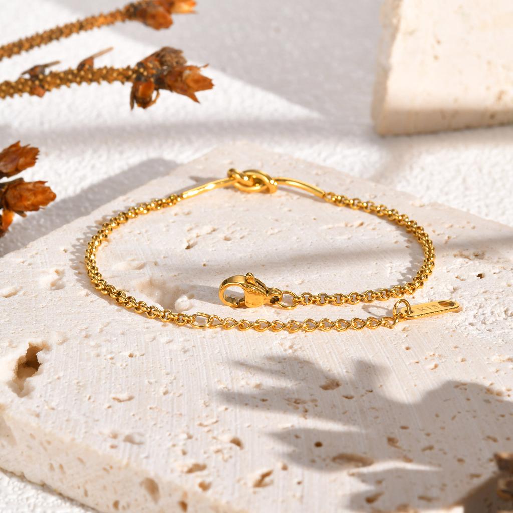 Minimalist Knot Link Chain Bracelet for Women,Gold Color Stainless Steel Bracelets,New Trendy Waterproof Jewelry Gift