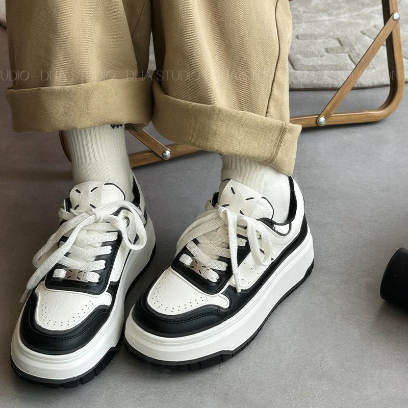 Thick-soled Leather Sewn Board Shoes Women's 2025 New Versatile Casual Shoes Heightening Women's Shoes Lace-up White Shoes Sports Shoes